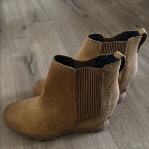 Women's Tan Ankle Boots - Sorel boots